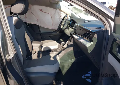 2022 Volkswagen Taos 1.5T S z USA, uszkodzony, nr VIN 3VVDX7B24NM009486